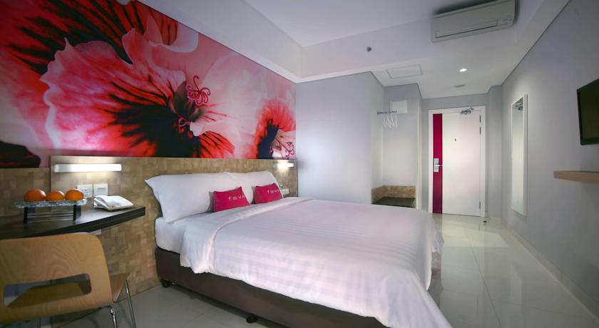 Aston Inn Pantai Losari Makassar Ngoại thất bức ảnh