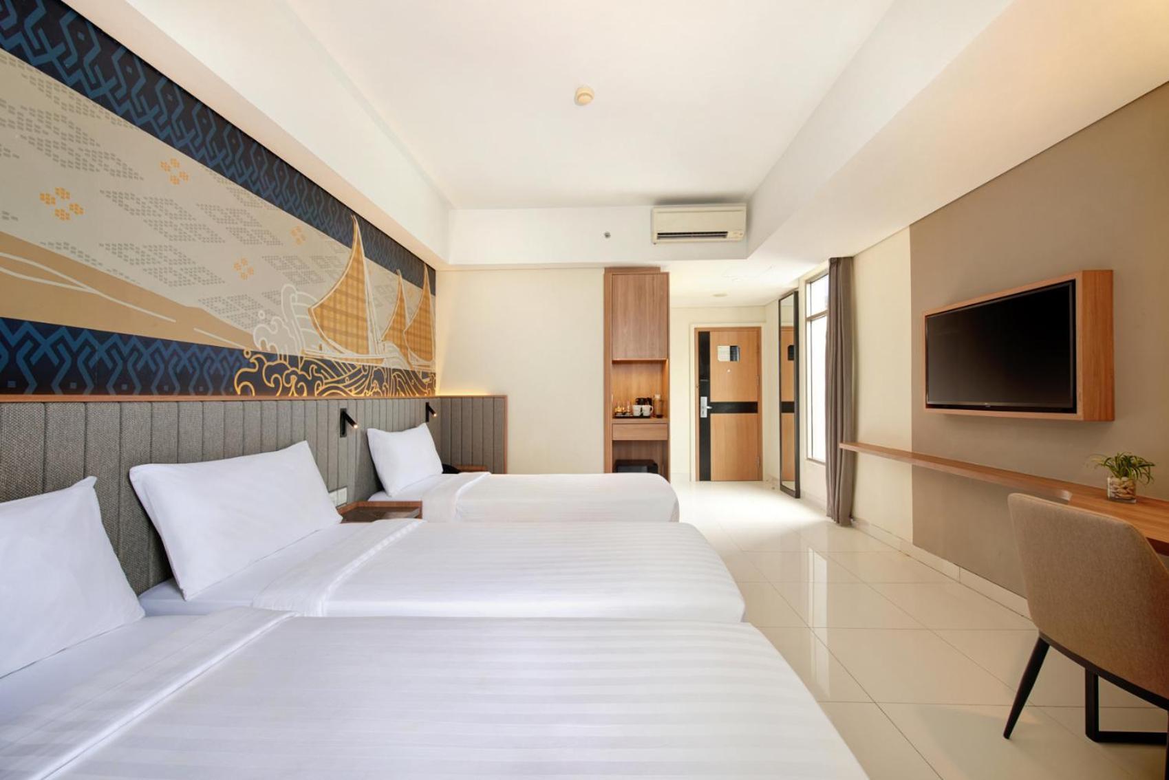 Aston Inn Pantai Losari Makassar Ngoại thất bức ảnh