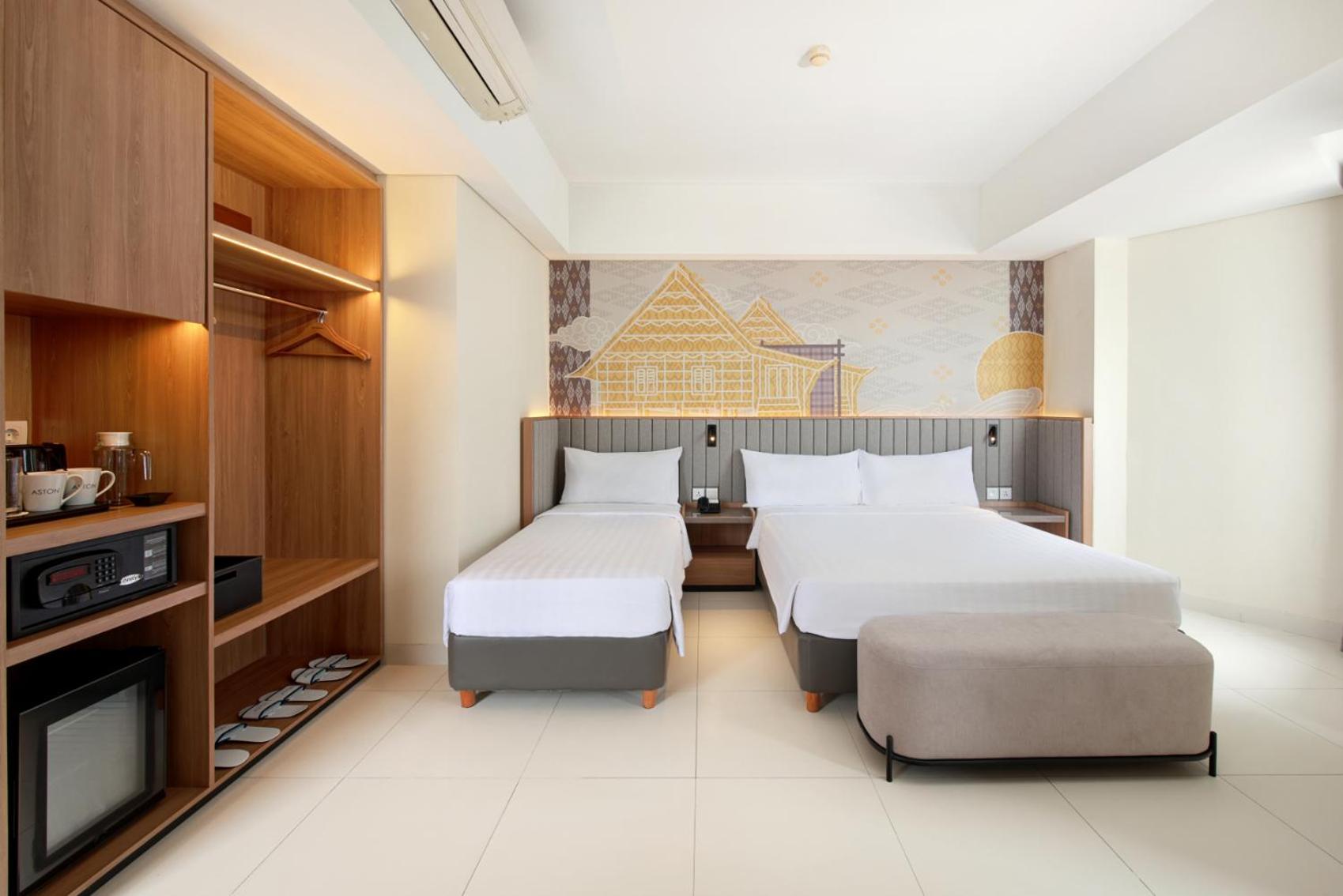 Aston Inn Pantai Losari Makassar Ngoại thất bức ảnh