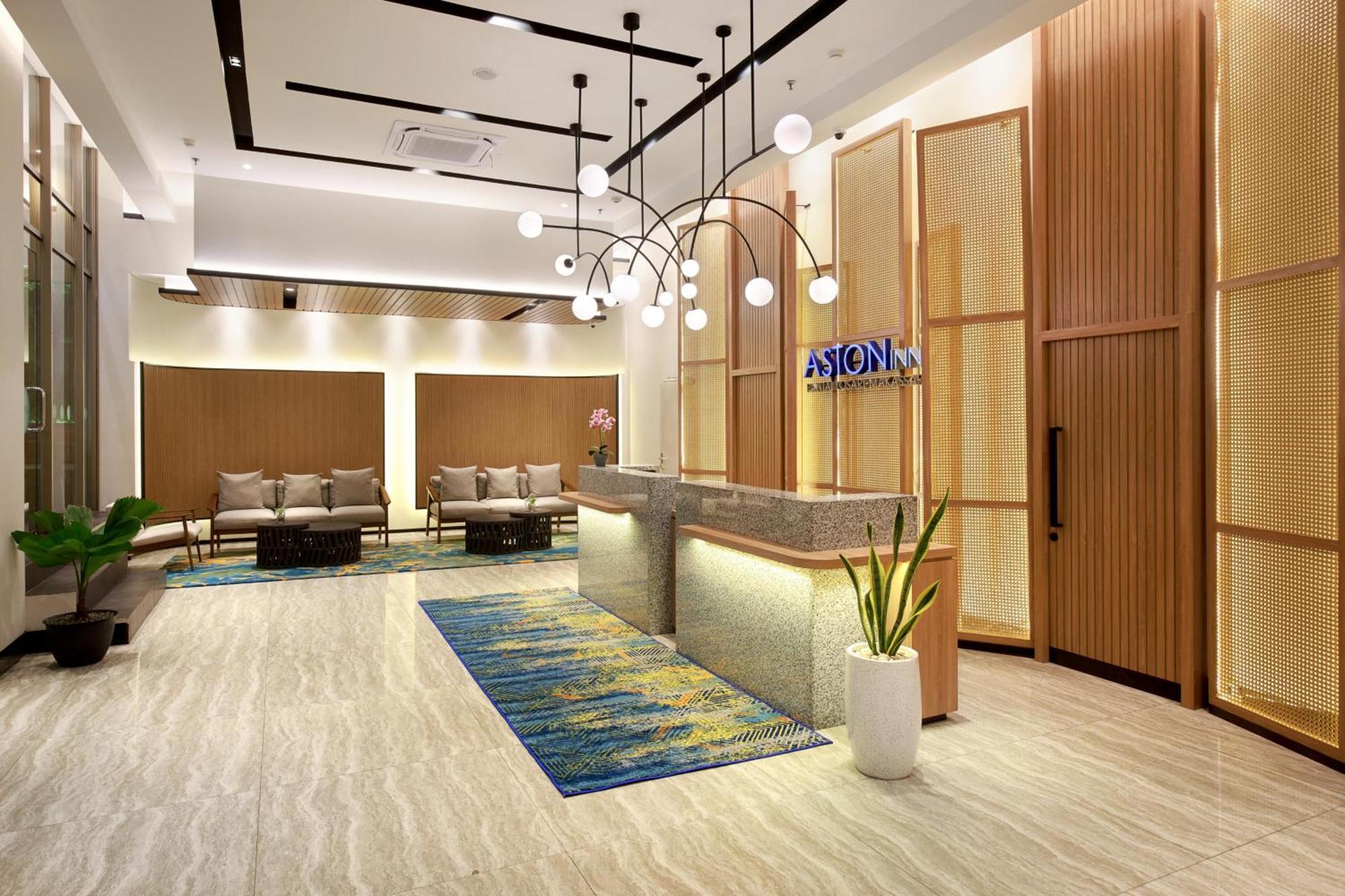 Aston Inn Pantai Losari Makassar Ngoại thất bức ảnh