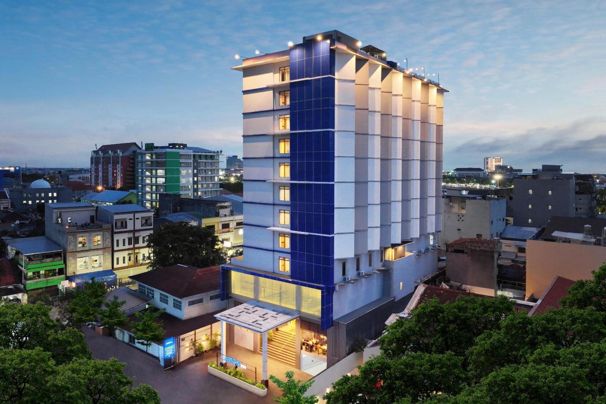 Aston Inn Pantai Losari Makassar Ngoại thất bức ảnh